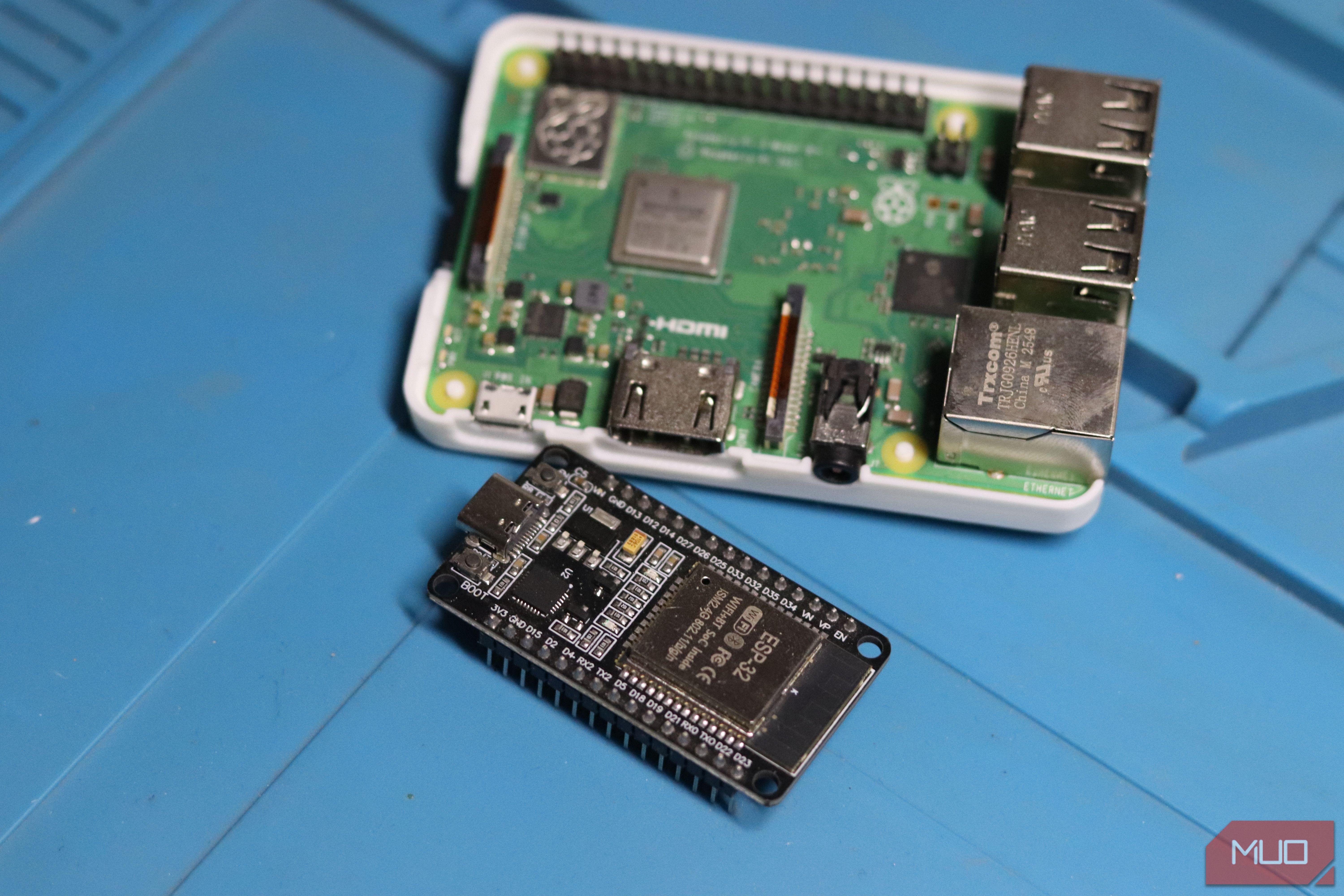 Imagen de la noticia: 5 cosas para construir con el chip de $4 que se vende más que el Raspberry Pi (MakeUseOf Smart Home)