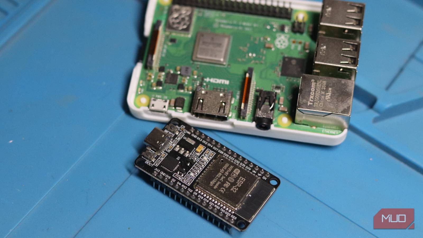 ESP32 and Raspberry Pi on an anti-static mat.