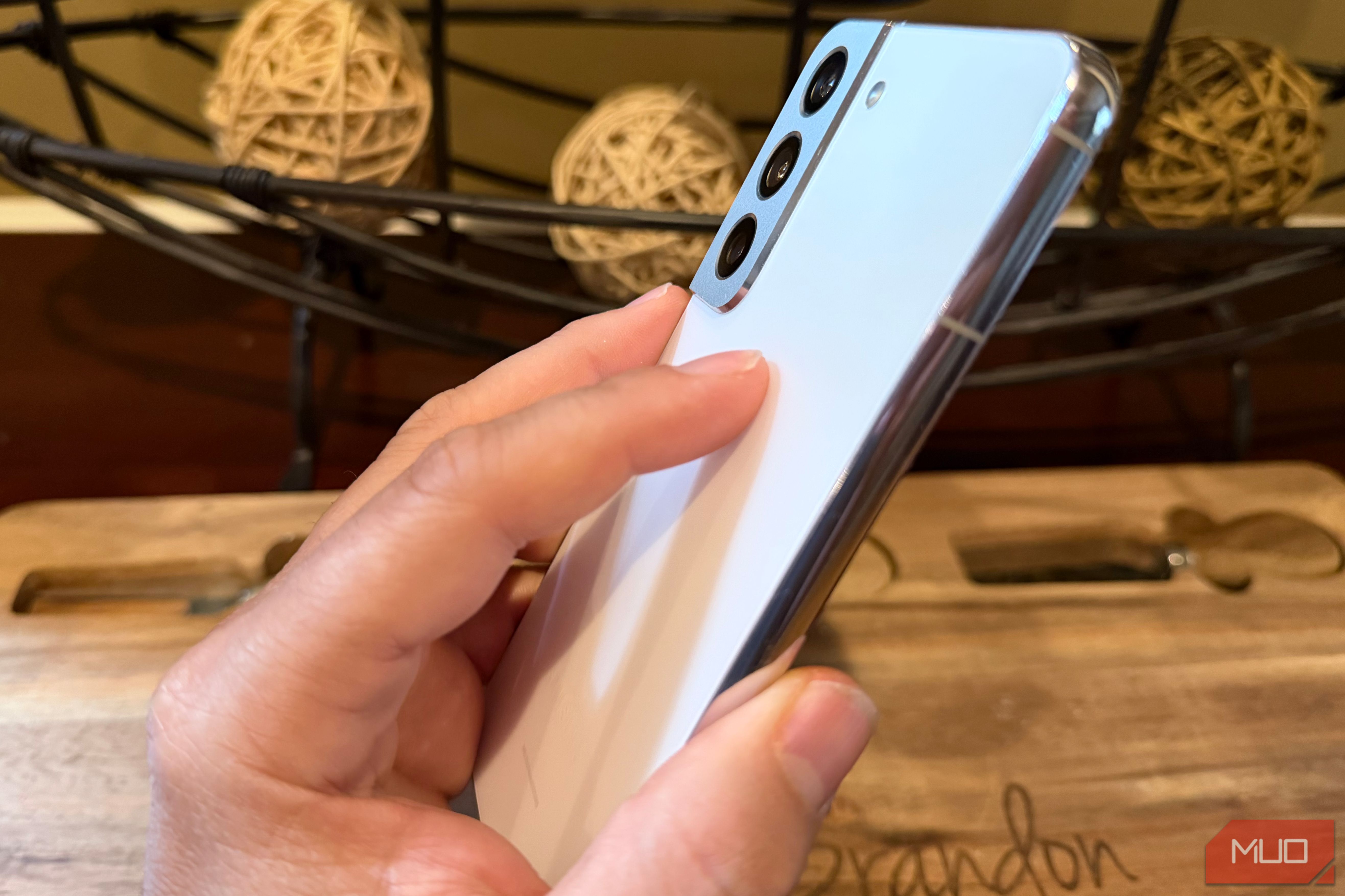 I taught my Samsung phone a hidden back-tap shortcut, and now I can't stop