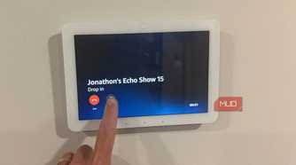 Finger tapping Echo Hub during drop in call to Echo Show 15