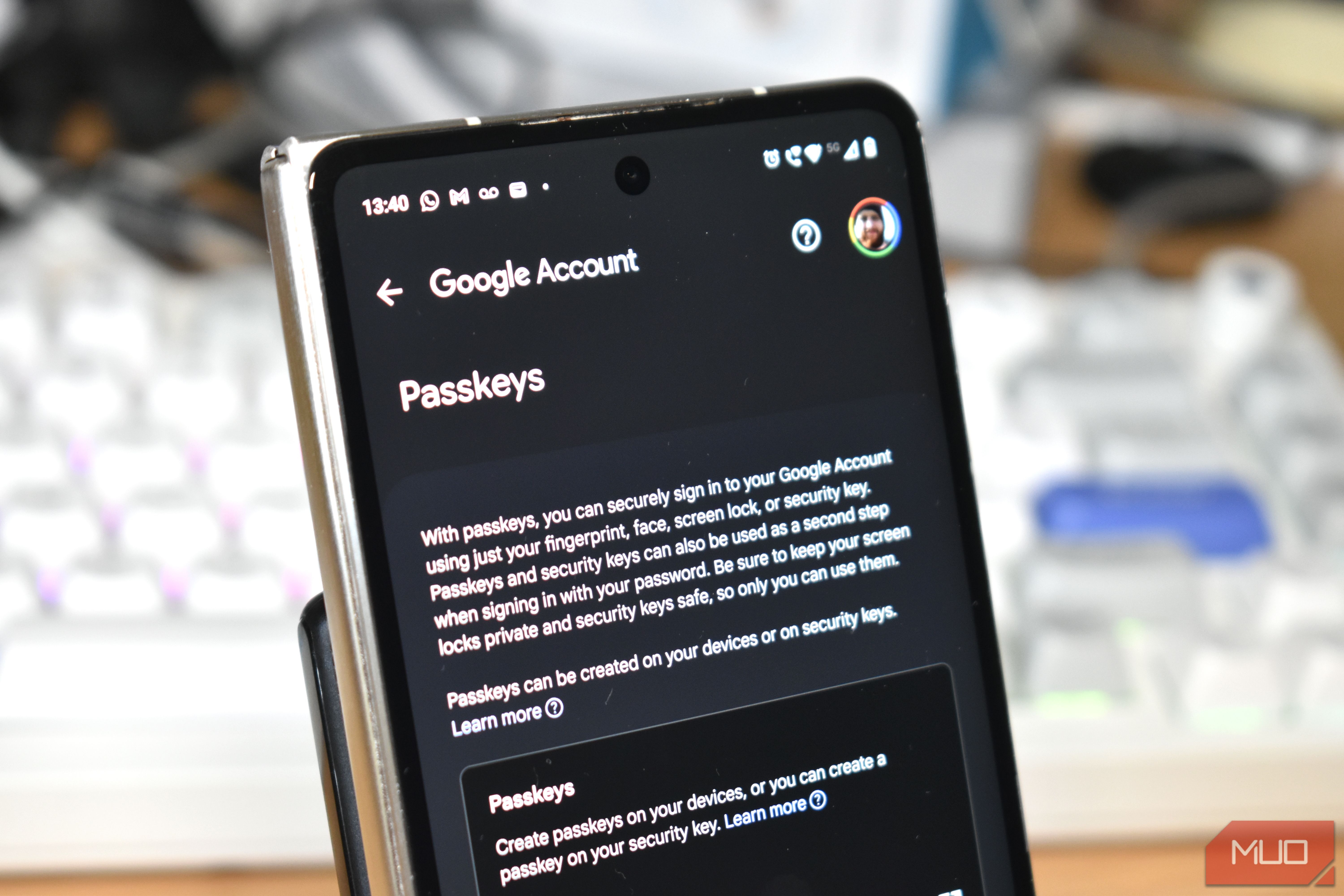 google account passkeys.
