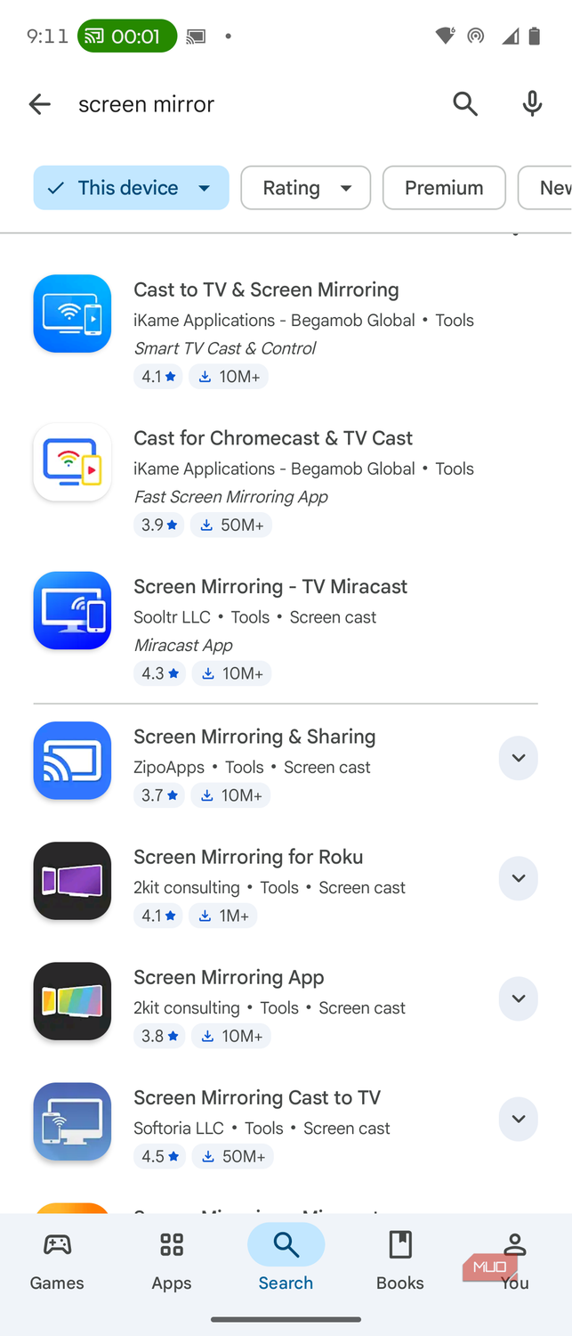 The mirroring live notification in the status bar.
