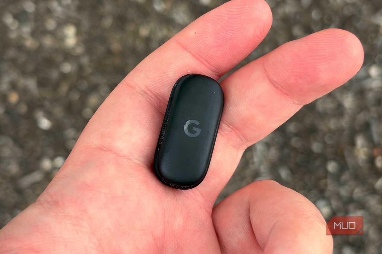 The front of the Fitbit Air sensor.