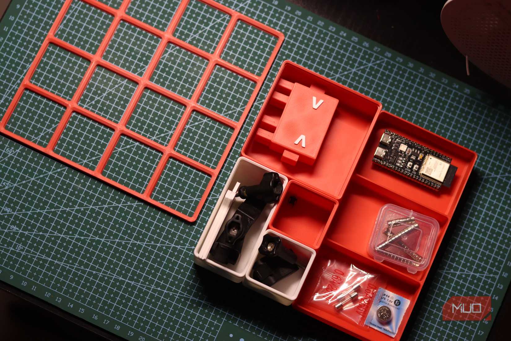 Gridfinity bins and baseplate separately.