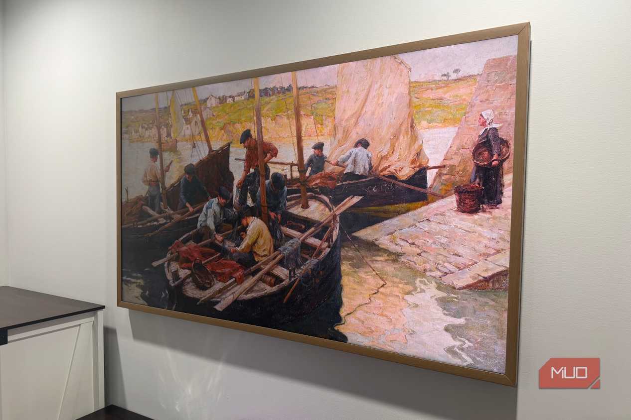 hisense canvas tv boat art
