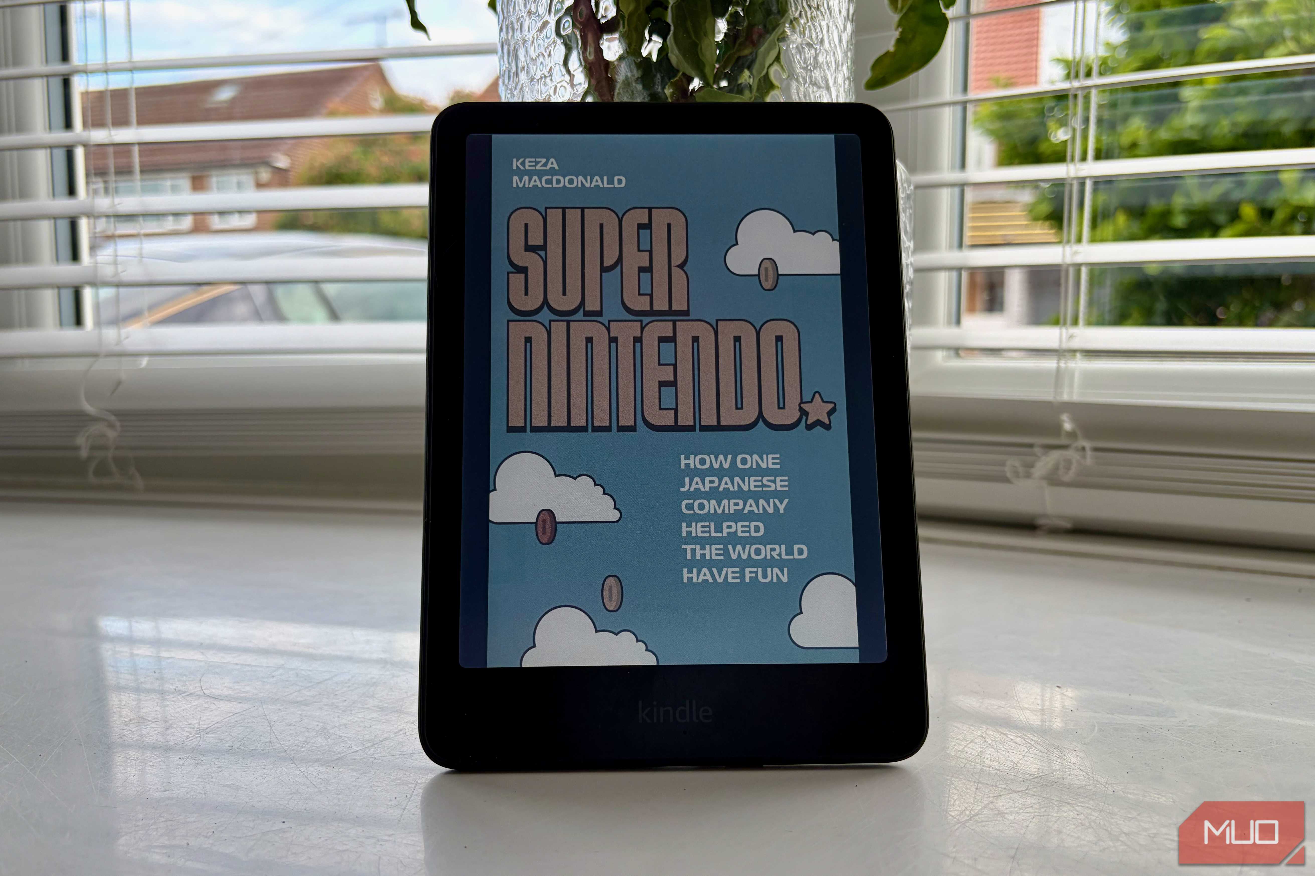Kindle Colorsoft showing a book cover