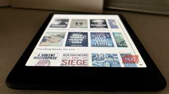 Kindle Colorsoft library view from below