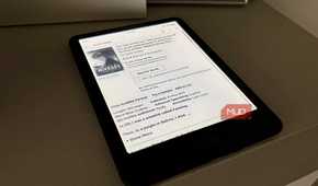 A Kindle Colorsoft displaying the Kindle Store