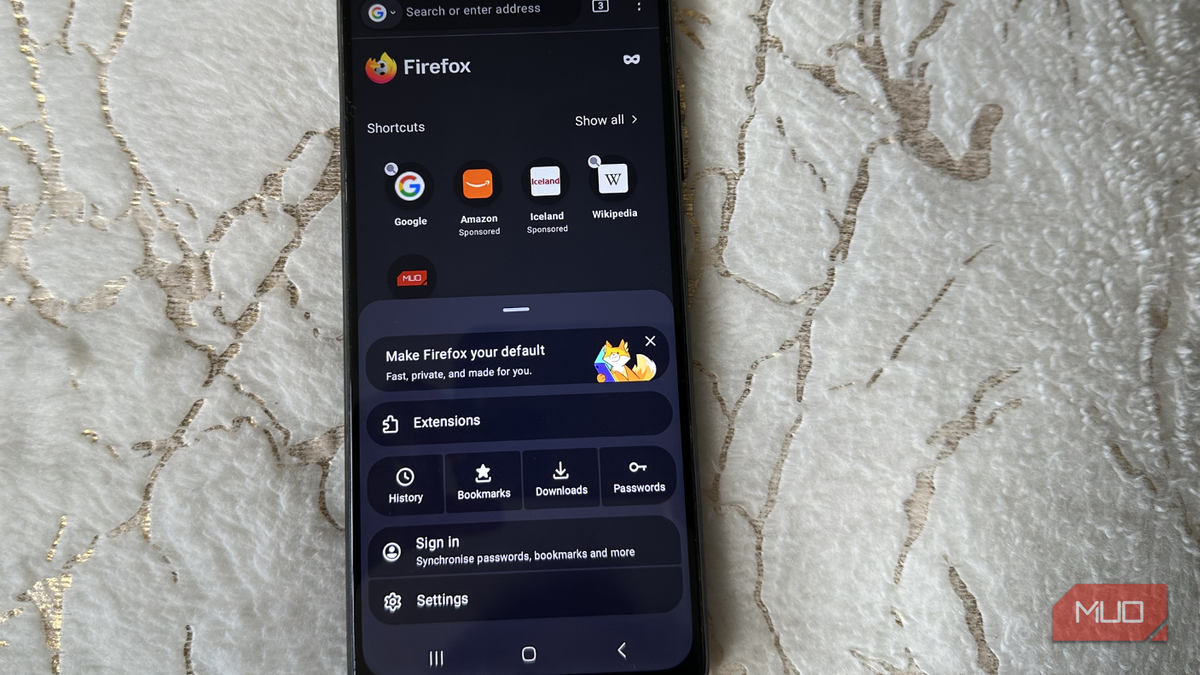 Браузер Firefox для Android получил бесплатный встроенный VPN с лимитом 50 ГБ Интерфейс мобильного браузера Firefox на смартфоне
