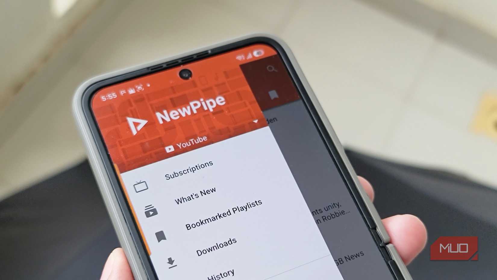 NewPipe main showing Subscription and other options