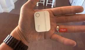 Ring contact sensor in hand