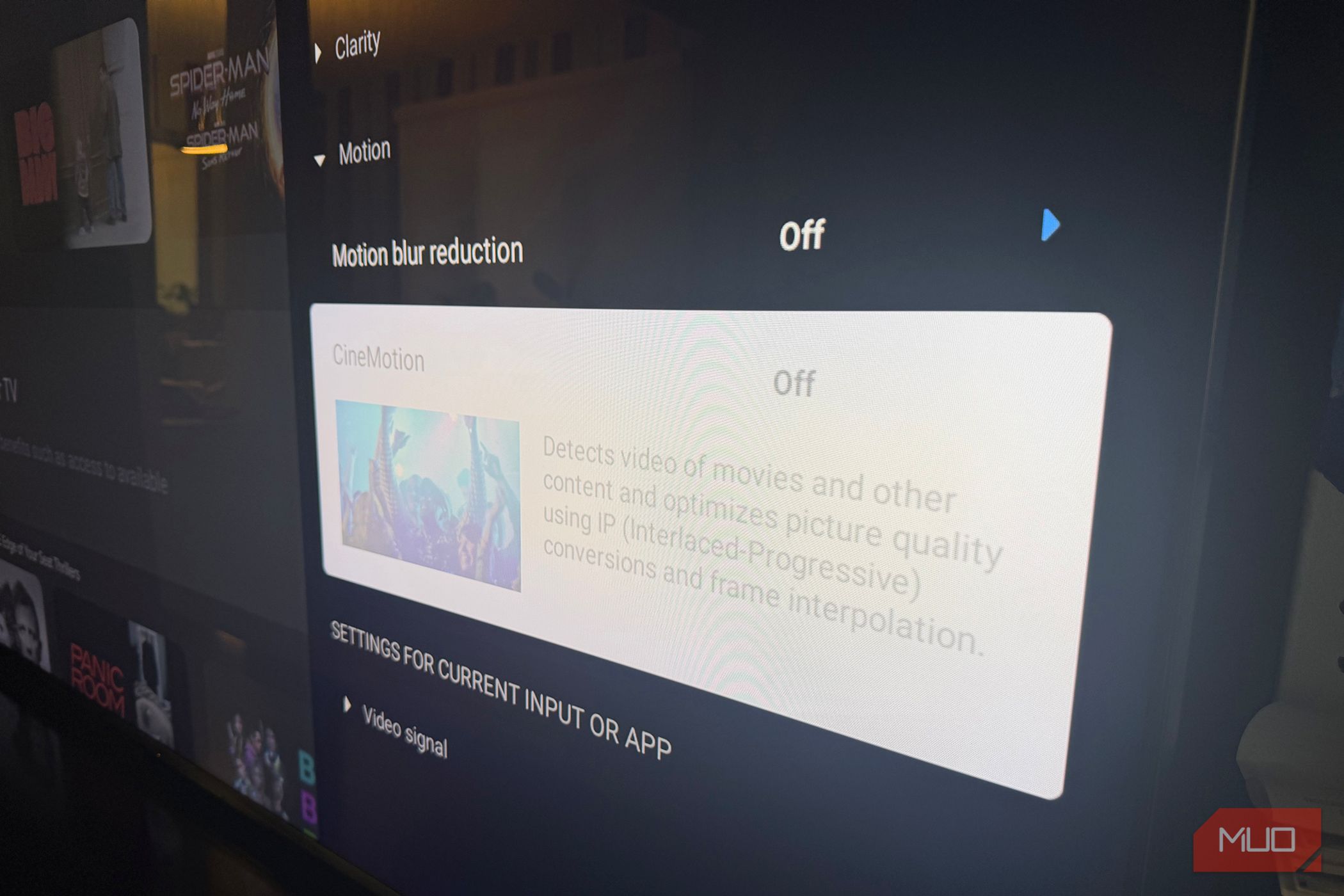 The picture settings menu showing Cinemotion motion blur reduction on a Sony Bravia TV.