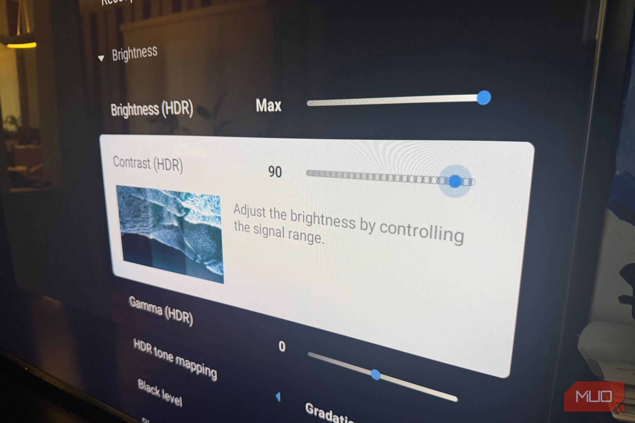 The picture settings menu showing Contrast on a Sony Bravia TV.