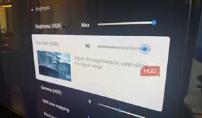 The picture settings menu showing Contrast on a Sony Bravia TV.