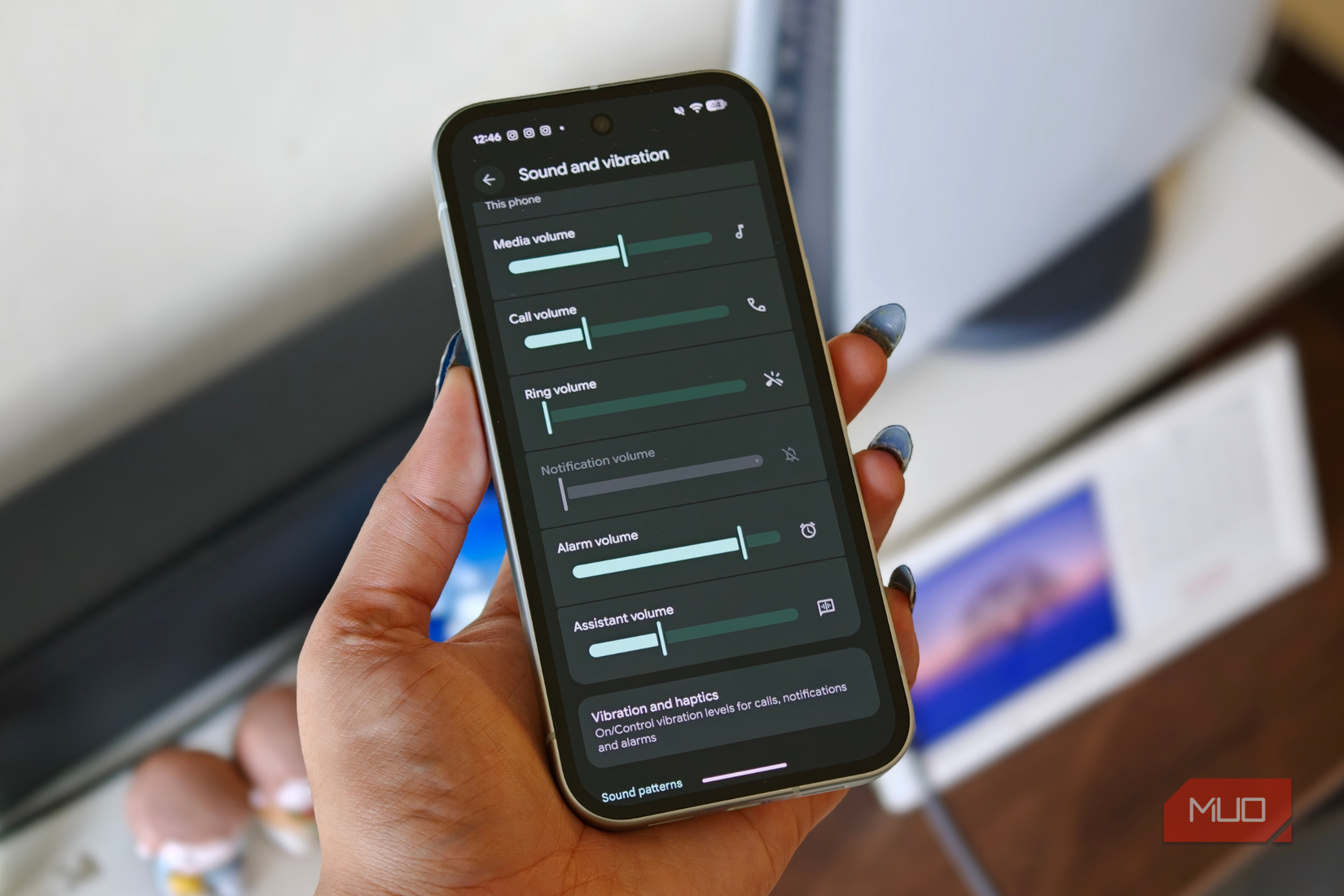 عناصر تحكم جديدة في الصوت والاهتزاز على Android 17