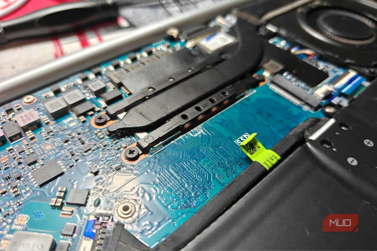 Removing the SSD from the laptop