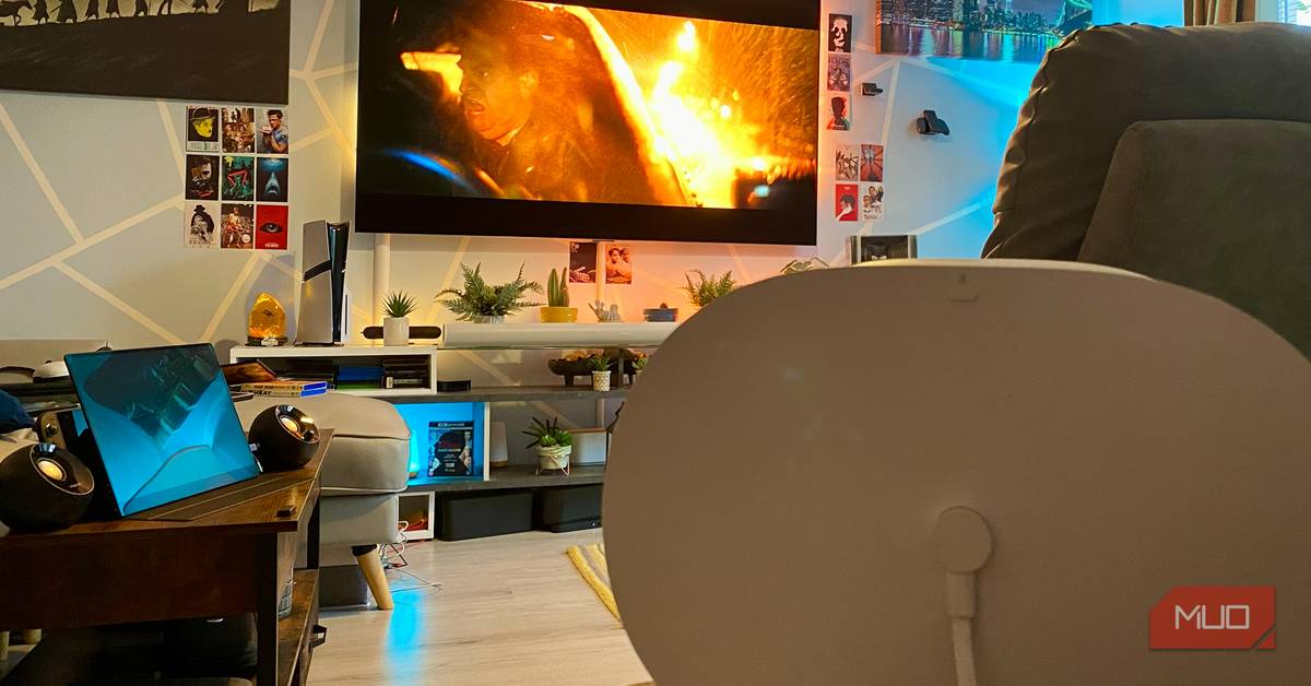 makeuseof.com - Dave Meikleham - Stop using your TV's built-in speakers if you actually care about movies