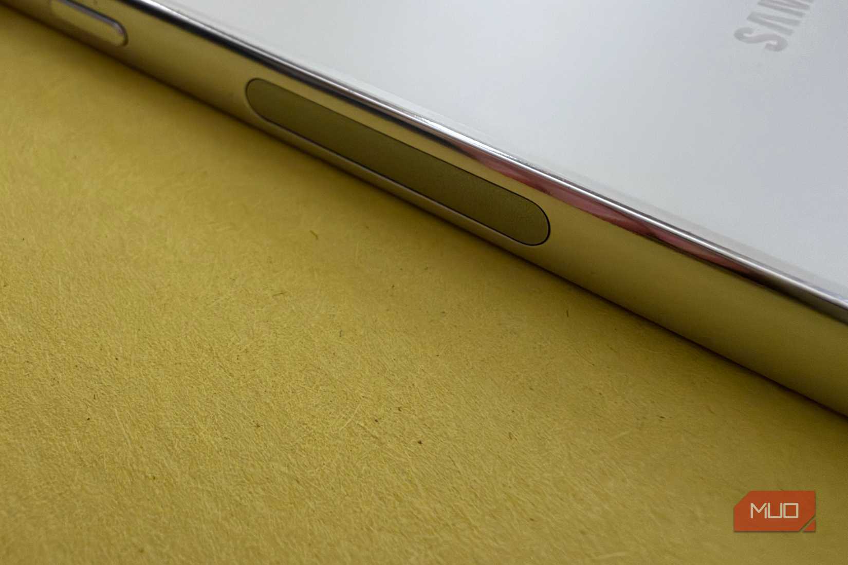 جالكسي s22 mmwave انقطاع