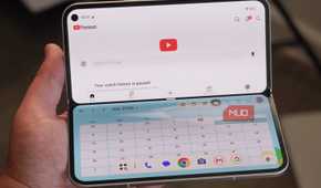 App bubbles in the Pixel 9 Pro Fold taskbar.