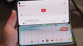 App bubbles in the Pixel 9 Pro Fold taskbar.