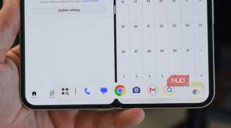 The taskbar on a Pixel 9 Pro Fold with bubbles.