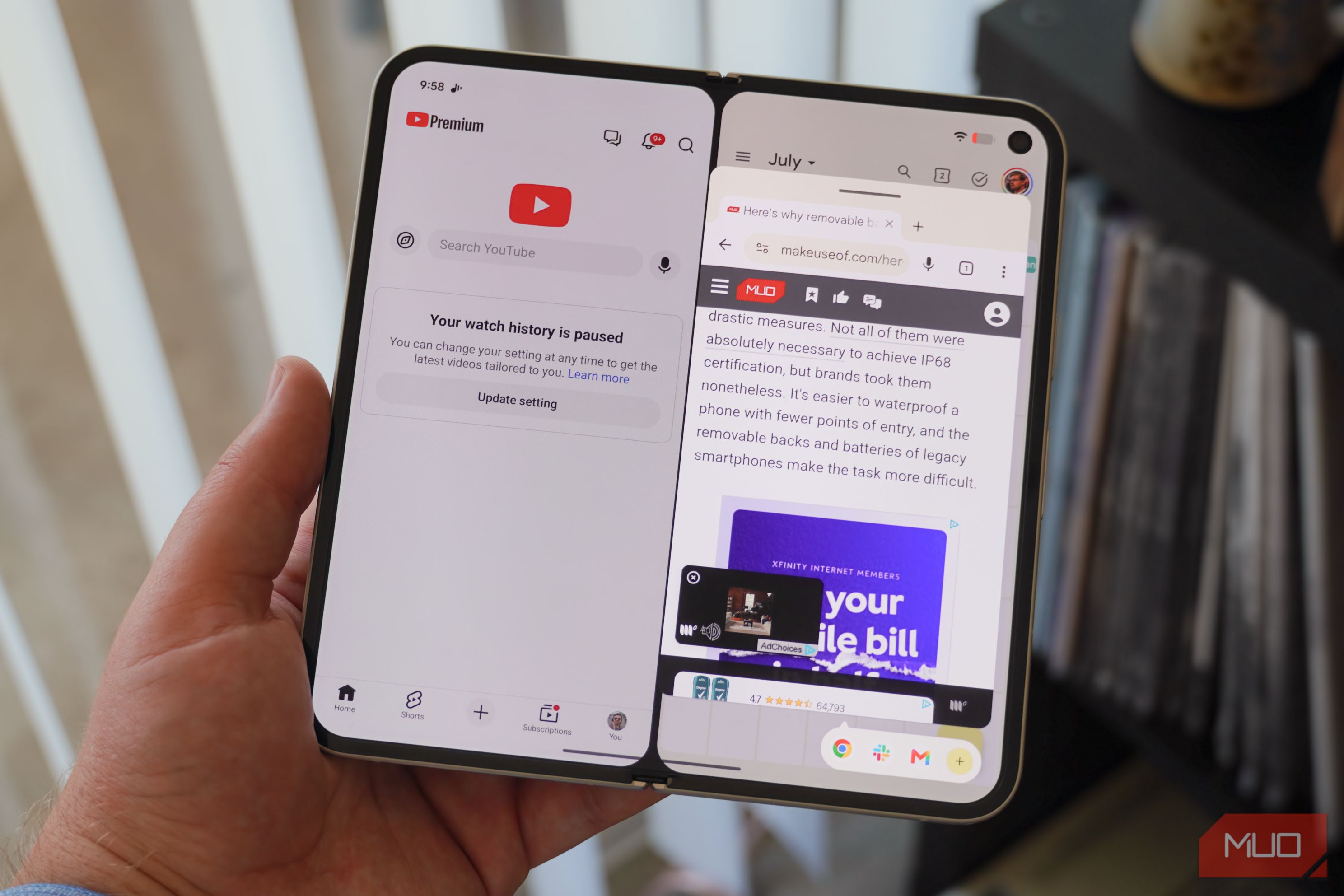 App bubbles and split screen on a Pixel 9 Pro Fold. 