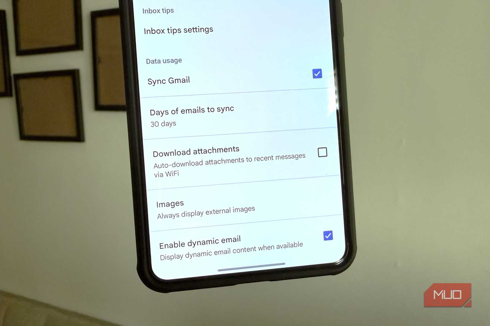 Android phone showing Gmail download settings