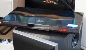 A wide shot of a Samsung Blu-ray player purchased from a thrift store.