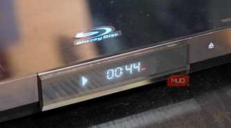 A Blu-ray player running a disc.