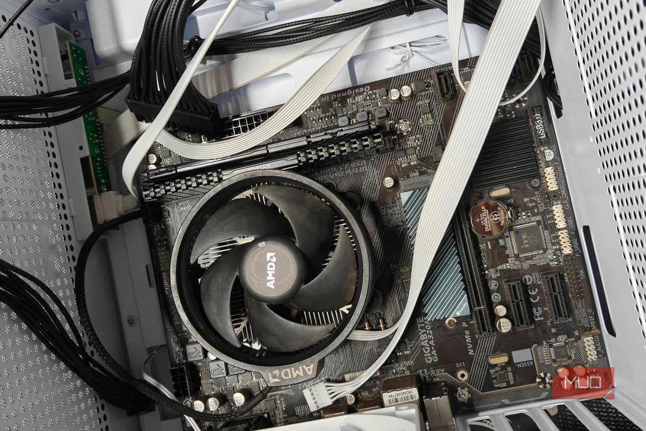 Some messy cabling