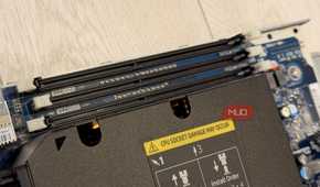 Close up of DDR4 memory modules installed in the HP Z6 G4 motherboard
