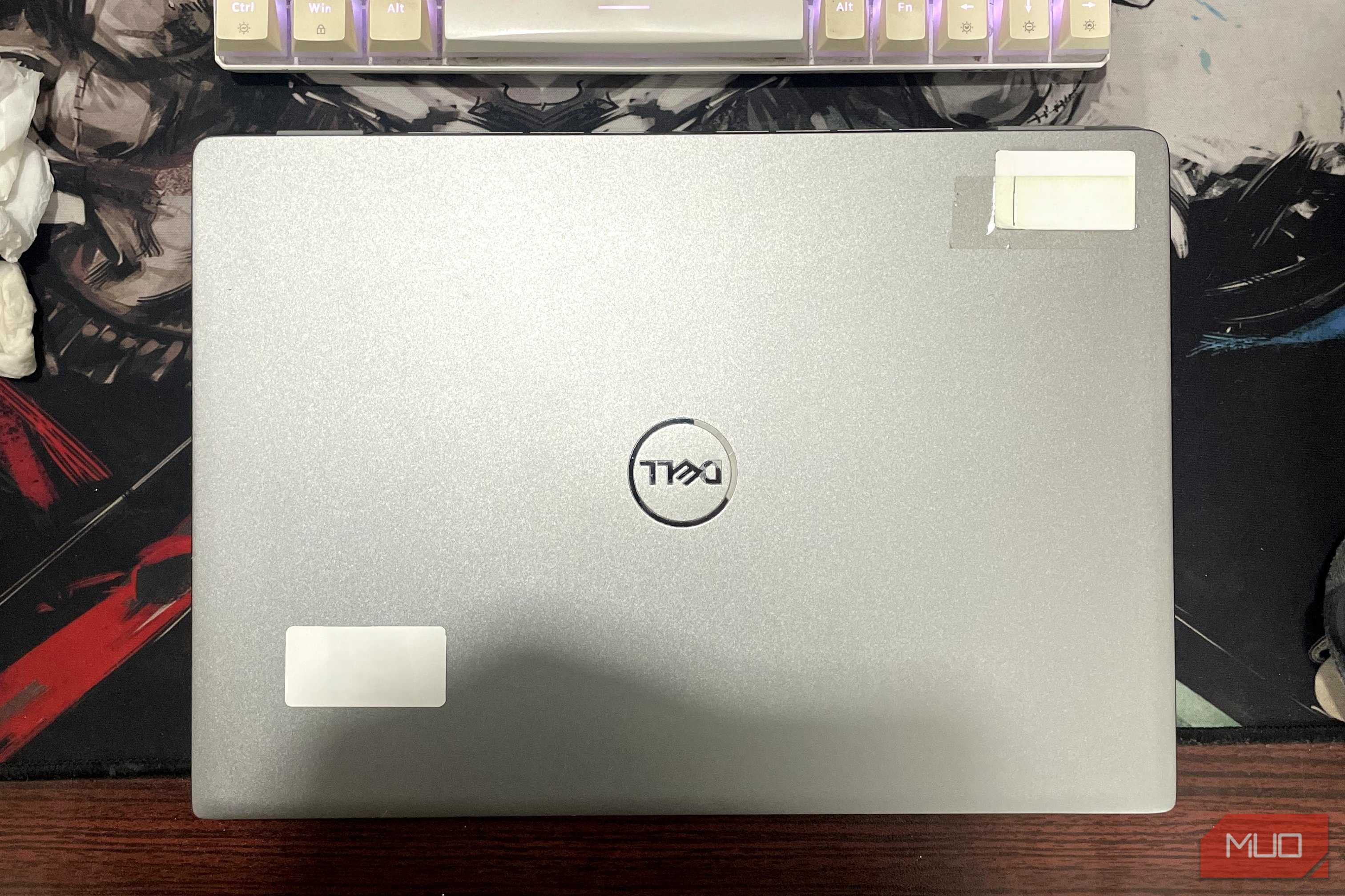 dell latitude 7440 top view