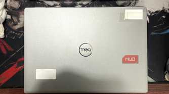 dell latitude 7440 top view