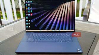The Windows 11 desktop on an XPS 16.