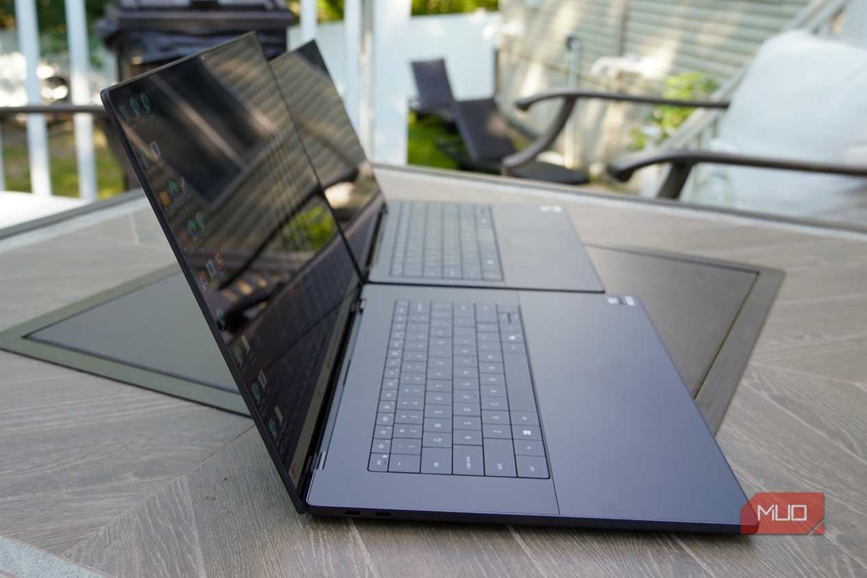 The Dell XPS 16 compared to the Dell XPS 14.