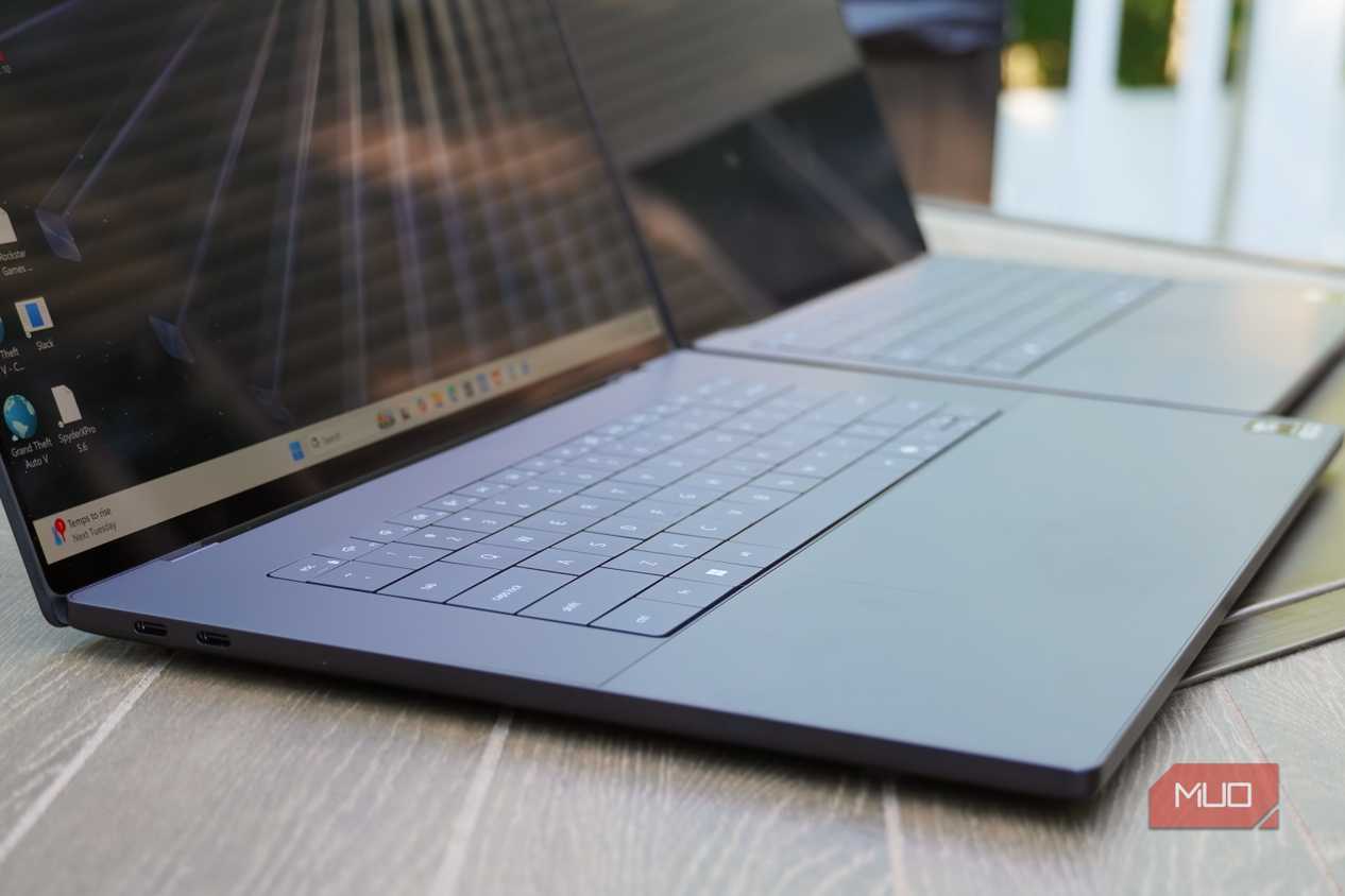 The Dell XPS 16 compared to the Dell XPS 14.