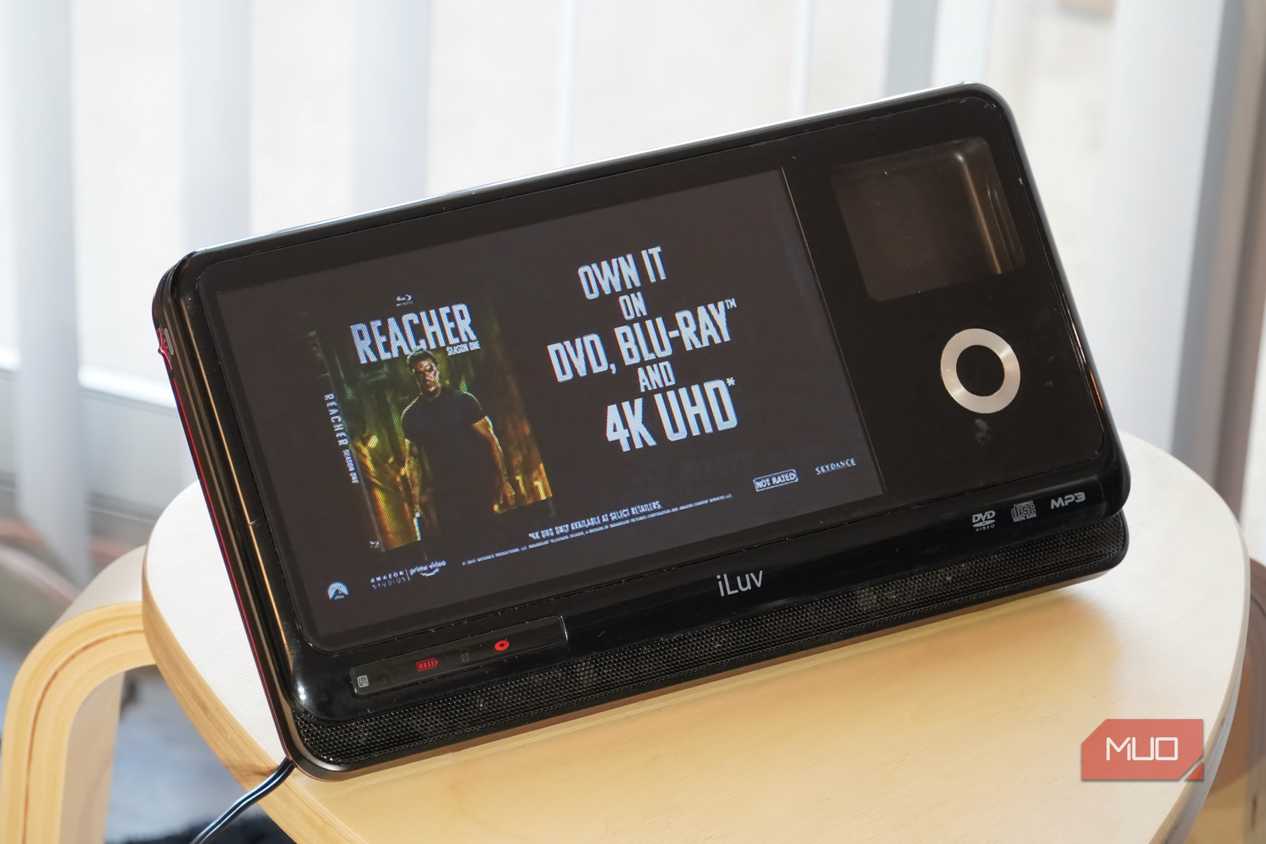 A trailer advertising DVD, Blu-ray, and 4K UHD formats.
