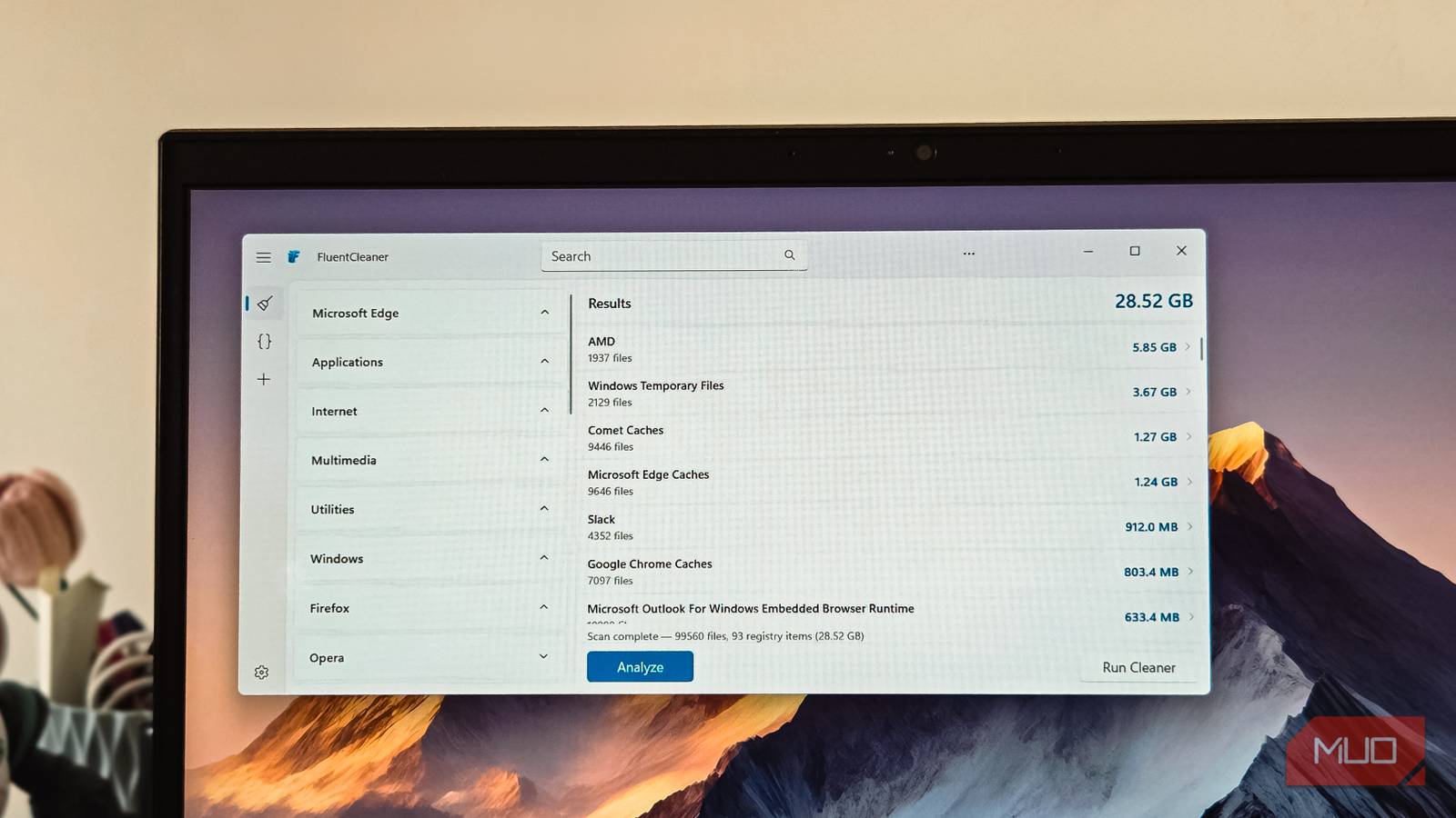 FluentCleaner disk cleanup scan results on Windows laptop