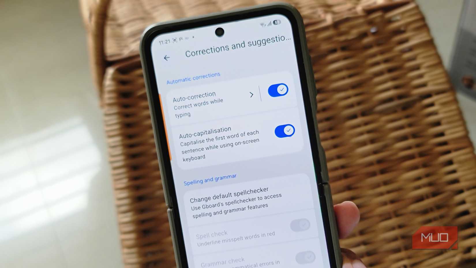 Gboard corrections and suggestions