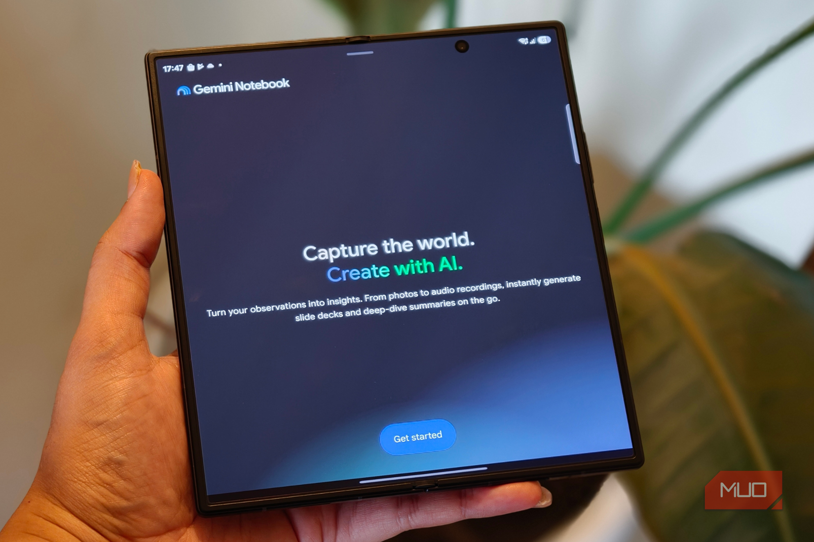 Gemini Notebook opened on the Samsung Galaxy Z Fold 8 Ultra