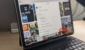 Google Photos with storage settings popup.
