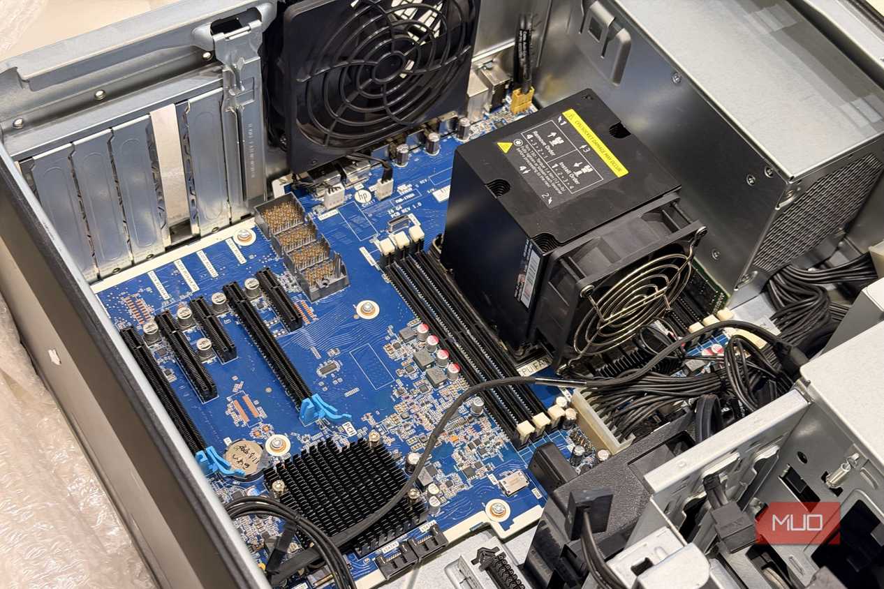 Inside the HP Z6 G4 case showing the PCIe slots, CPU fan, and heatsink