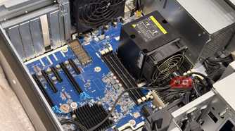 Inside the HP Z6 G4 case showing the PCIe slots, CPU fan, and heatsink