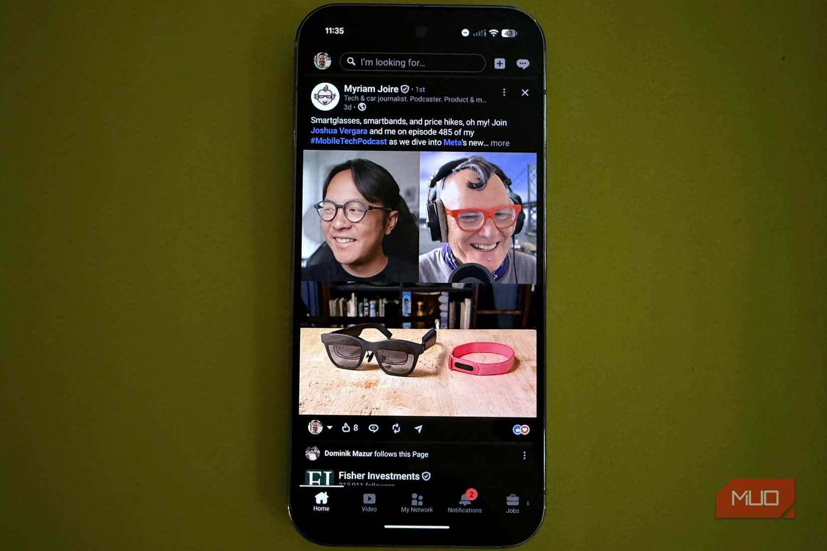 linkedin dark mode