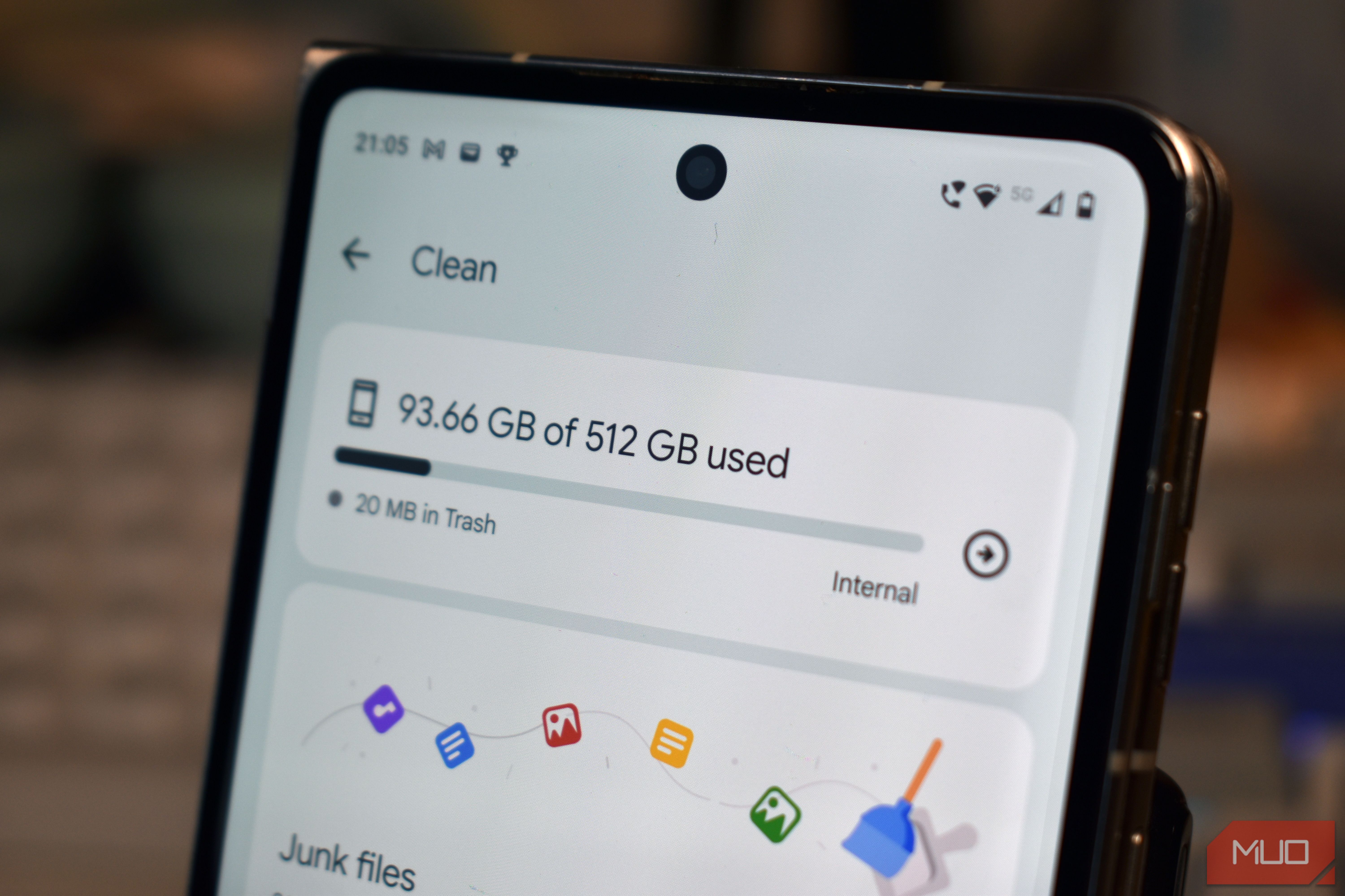Android phones slow down past a storage threshold nobody talks about, and mine was way past it
