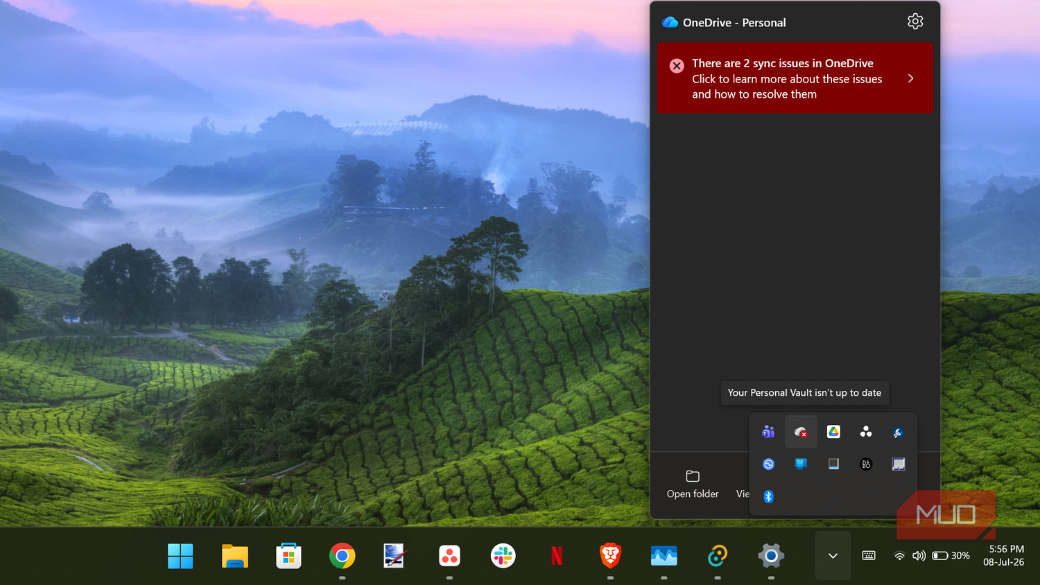 OneDrive opened from system tray.