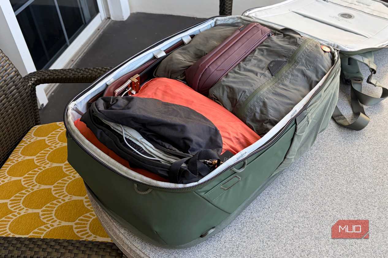 An angled view of gear in a Peak Design travel bag.
