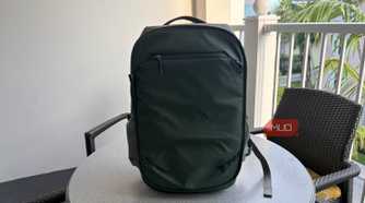 The main pack of the Peak Design 2-in-1 travel bag separately.
