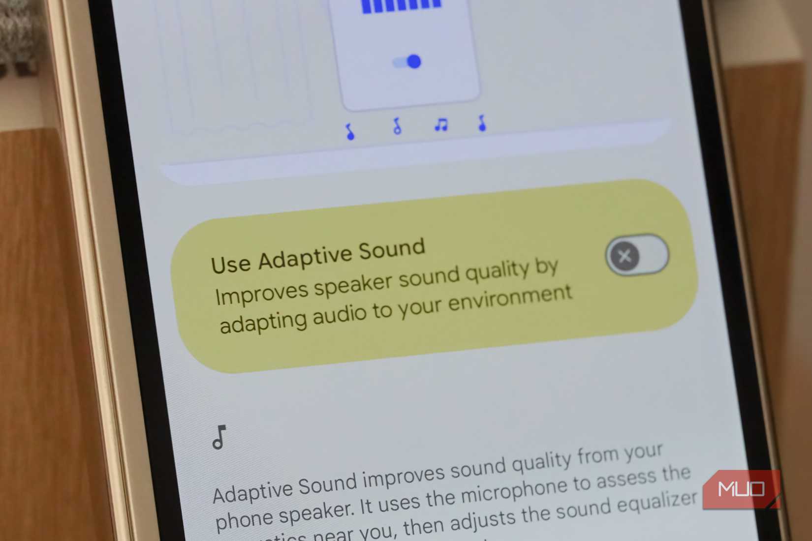 A close-up of the adaptive sound toggle on Pixels.