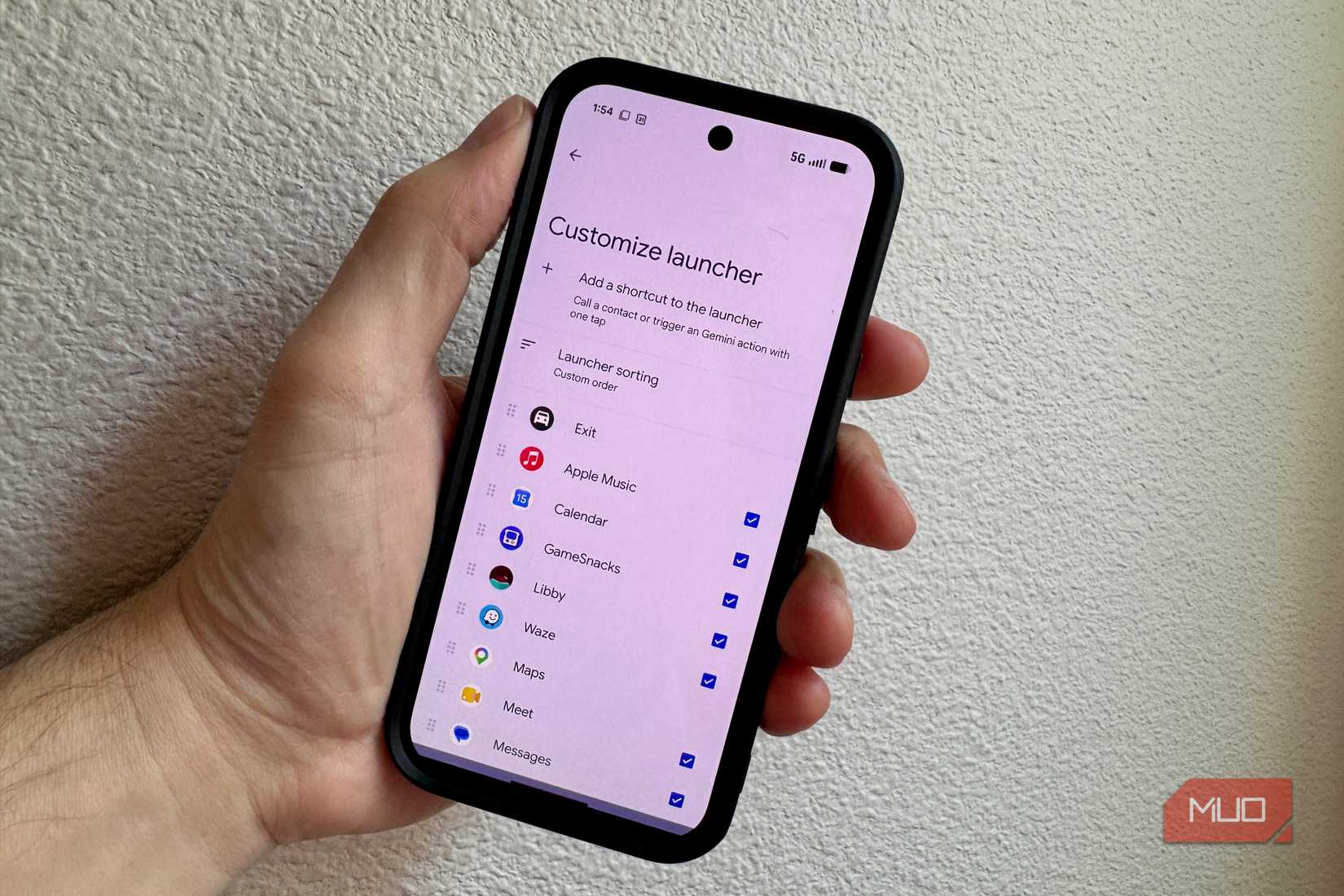 Customize launcher screen on Pixel 9